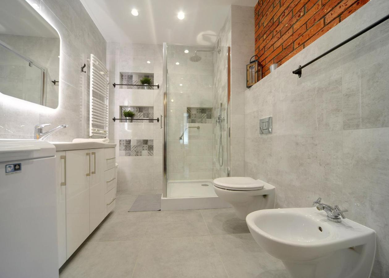 Lodz4Rent - Piotrkowska - Premium Apartment 9,7 - Hopa Lupa 1400M Pieszo !! Ngoại thất bức ảnh